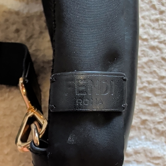 Fendi Monster Sling Bag Black/Gold *Flawed* - Picture 4 of 9